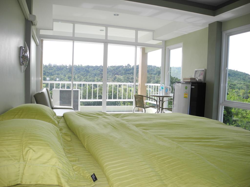 Wind Hills Hotell Nakhonratchasima Rom bilde