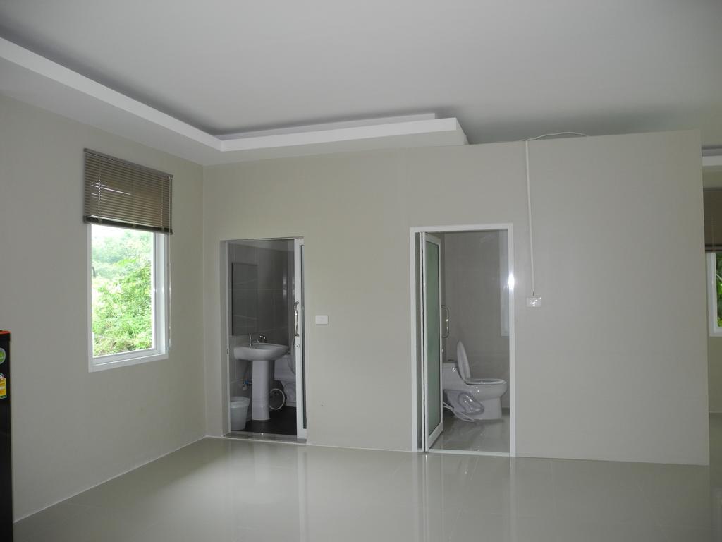 Wind Hills Hotell Nakhonratchasima Rom bilde