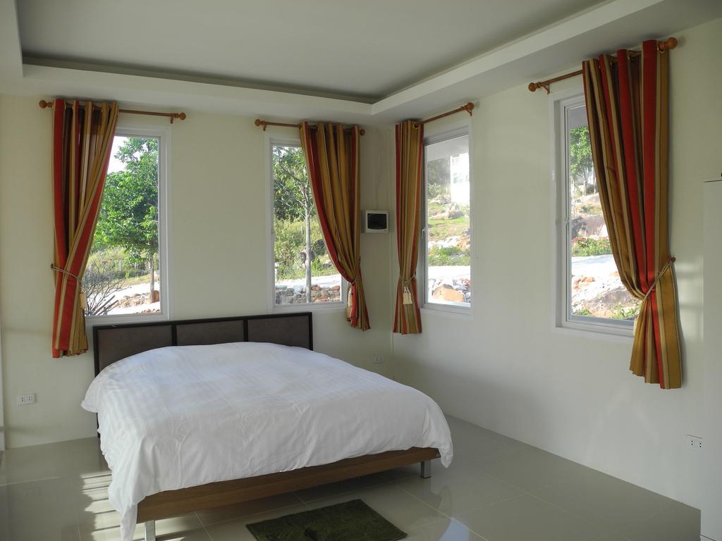 Wind Hills Hotell Nakhonratchasima Rom bilde